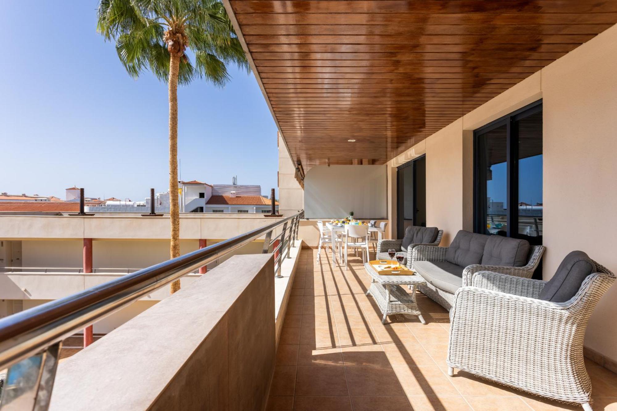 Balcon Gigantes Beautiful Puerto de Santiago (Tenerife)